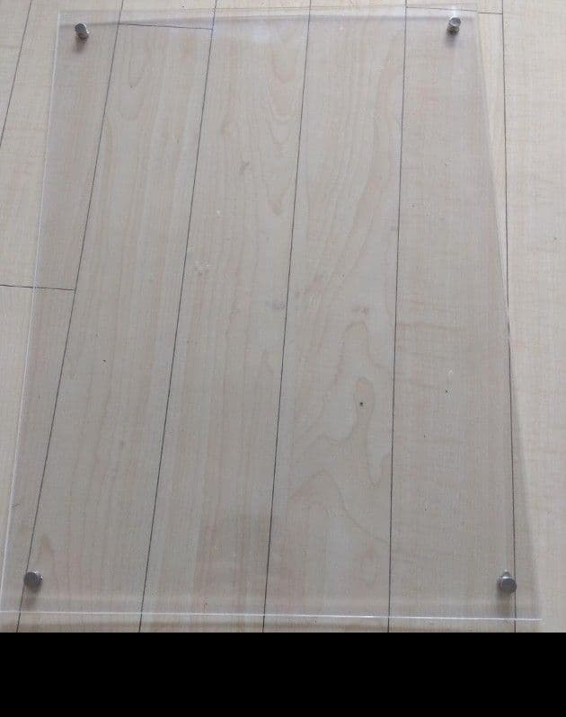 透明なアクリル製のポスターフレーム4枚セット