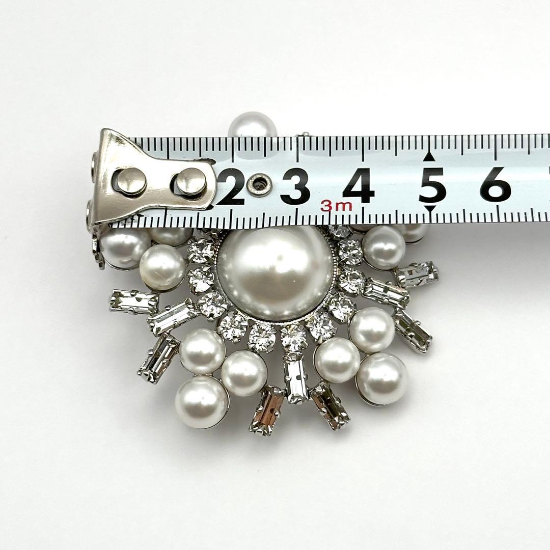 Rene ルネ ブローチ フェイクパール ビジュー シルバーカラー