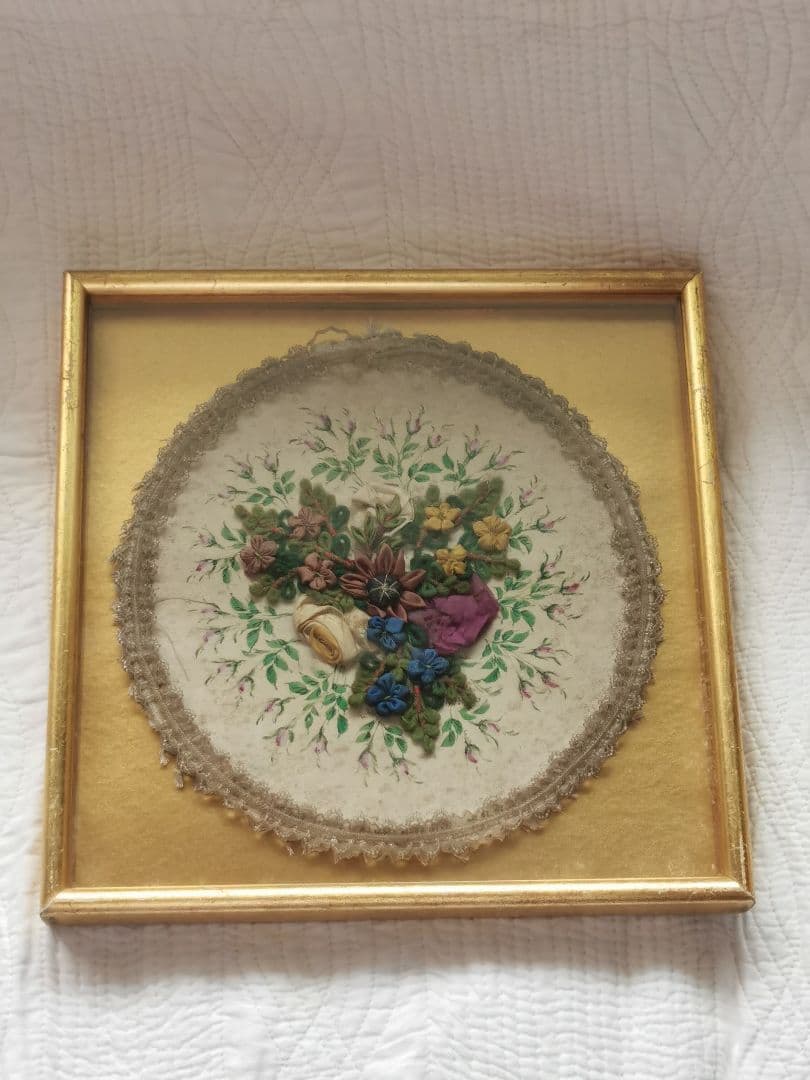 アンティーク シルクリボンアートフラワー＆手彩色ローズ ビーズレース＆金フレーム