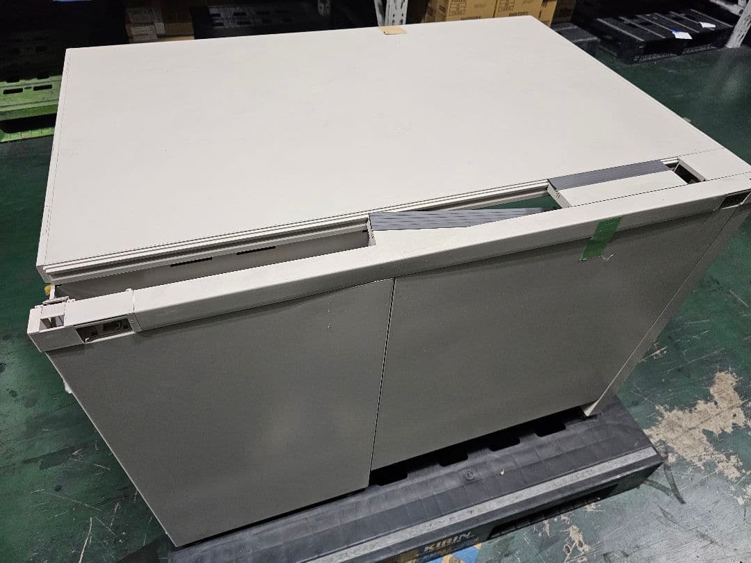 KOKUYO　ホワイトオフィスデスク 引き出し付き