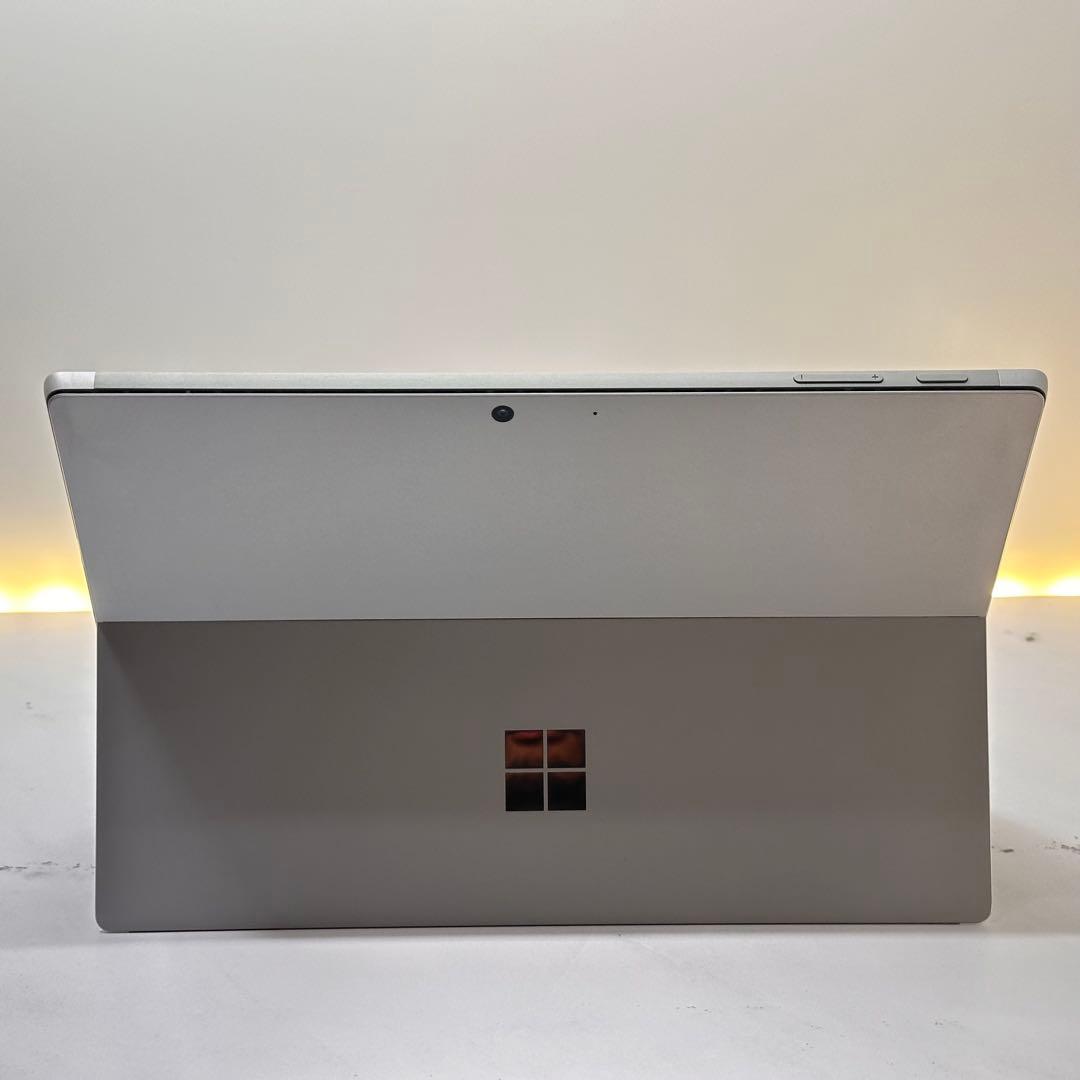 【準新品】Surface Pro 7 Core i3/4GB/128GB