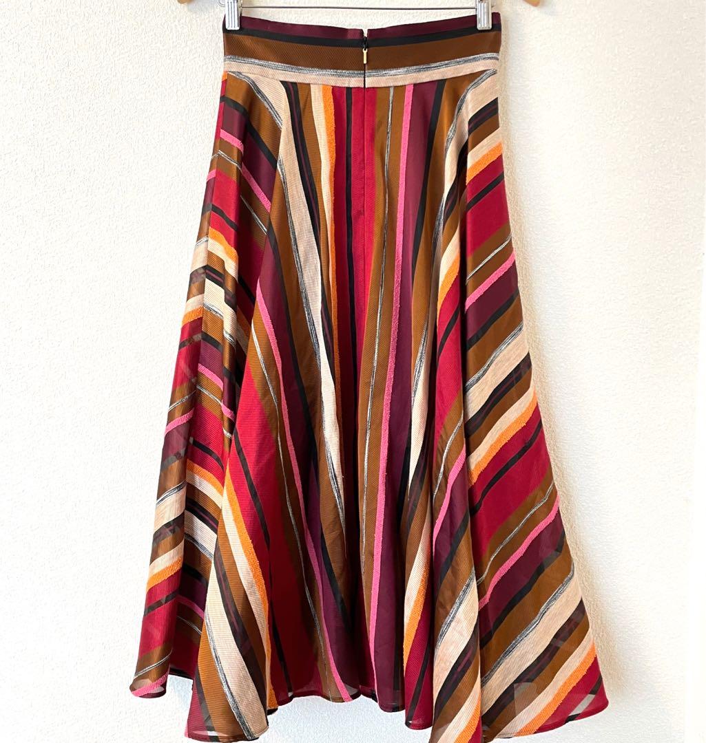 エポカ 40 マテリアルボーダー フレアスカート