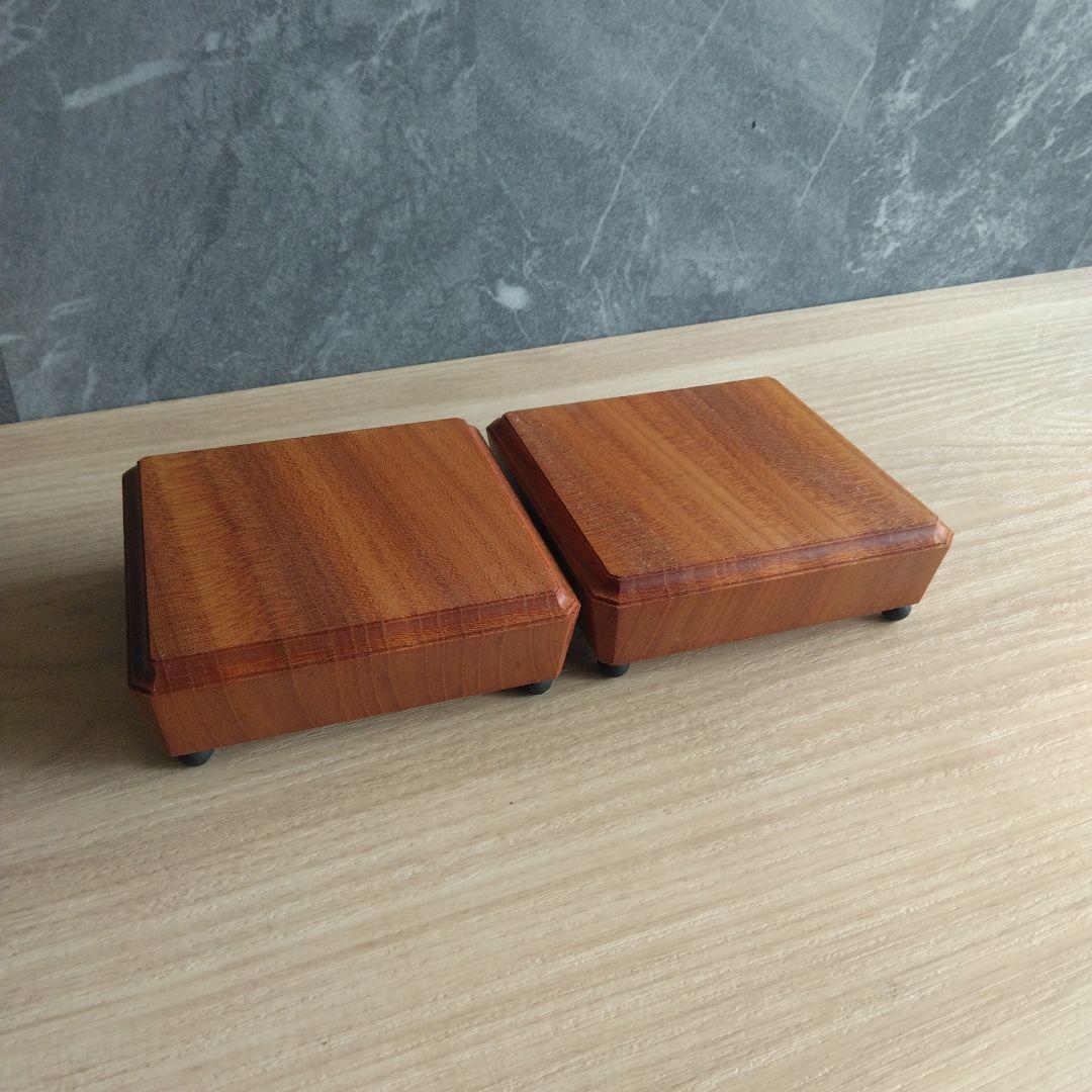 スピーカースタンド一対　欅無垢材