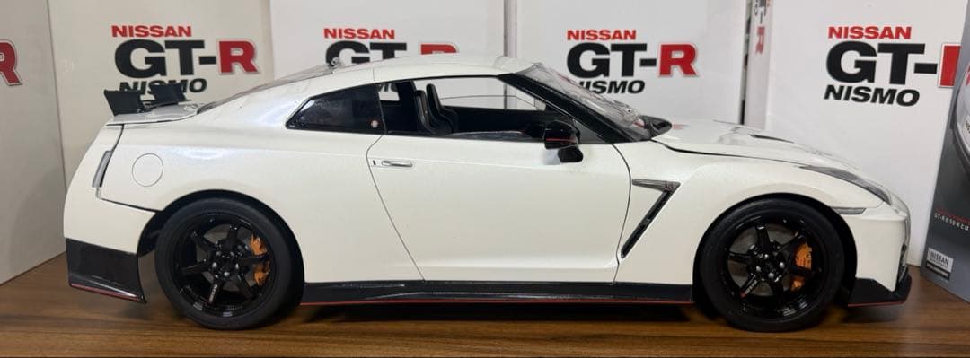 ディアゴスティーニ　R35 GTR ニスモ　未完成品