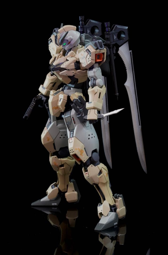 HG　陸戦型ガンダムキャリバーン【デザート迷彩カラー】 完成品　全塗装