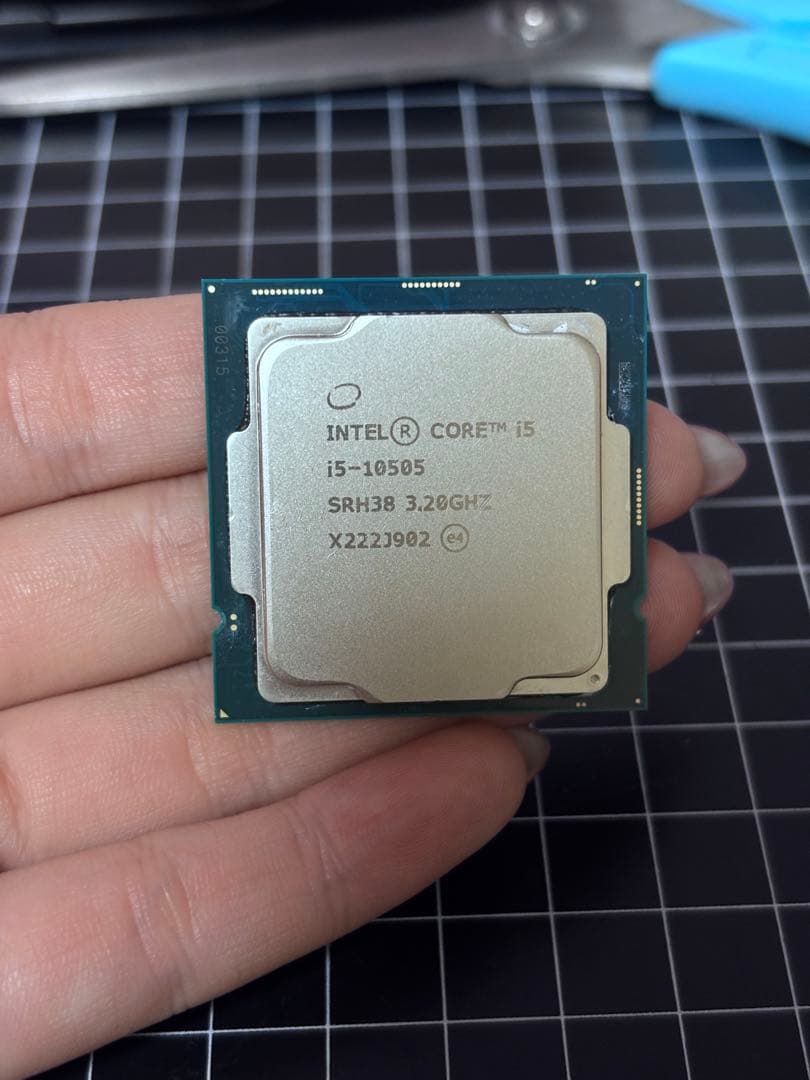 CPU Intel Core i5-10505 CPU 3.20GHz