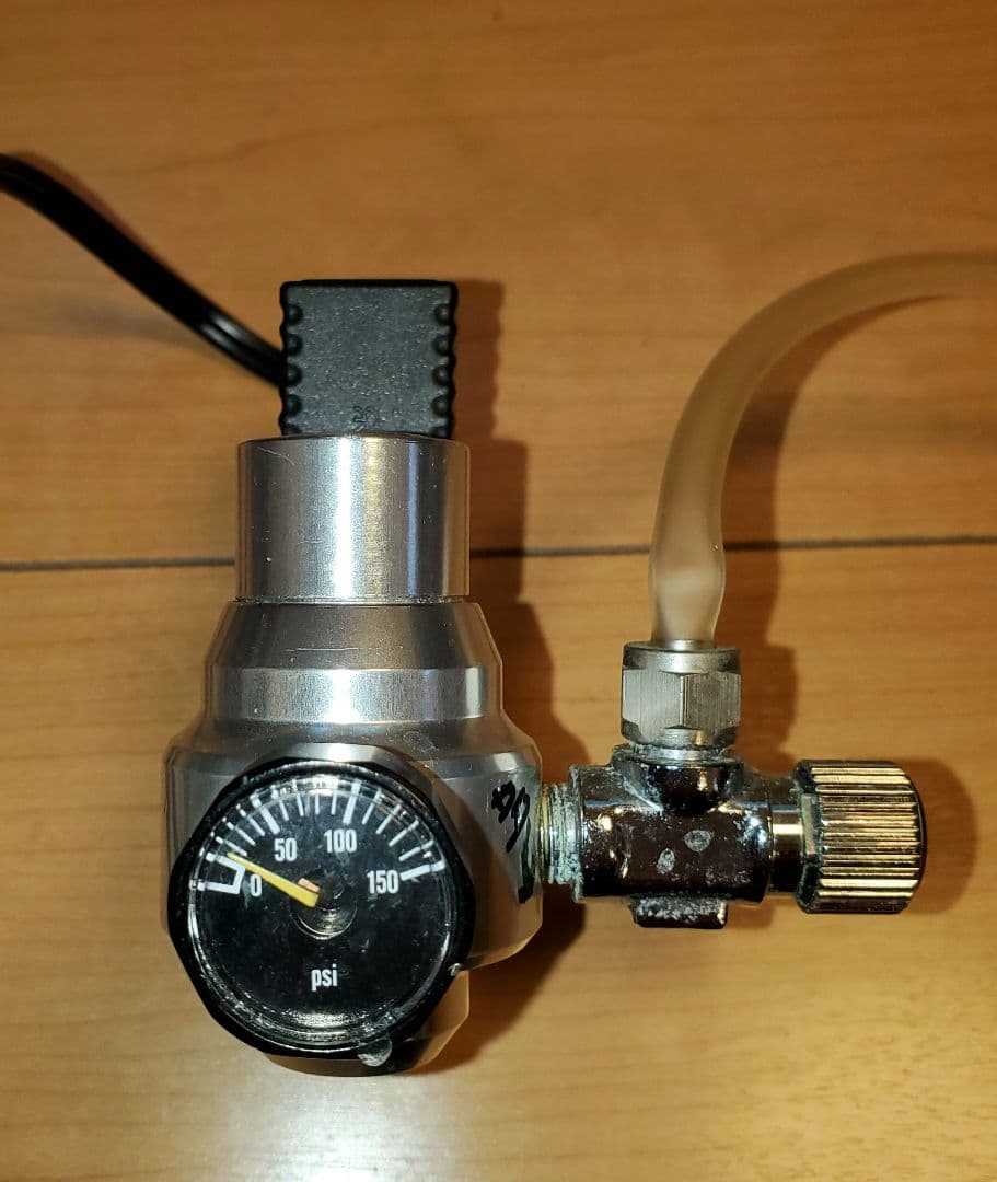 アクアリウム　CO2レギュレターセット 水草育成　【おまけ多数つき！】