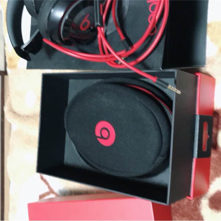 Beats solo2 ヘッドホン