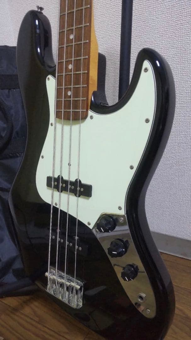 ベース ブラック + VOXイヤホンアンプ + 付属品