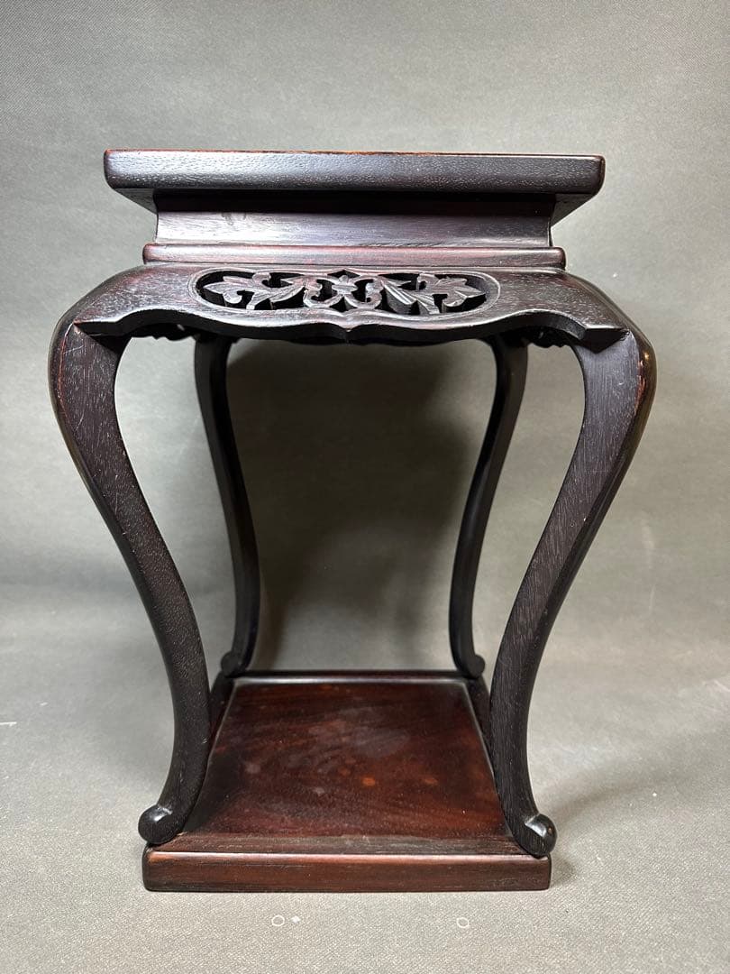 紫檀　唐草透彫　四方高脚花台　唐木二重天板如意巻足飾台　盆栽台　高卓アンティーク
