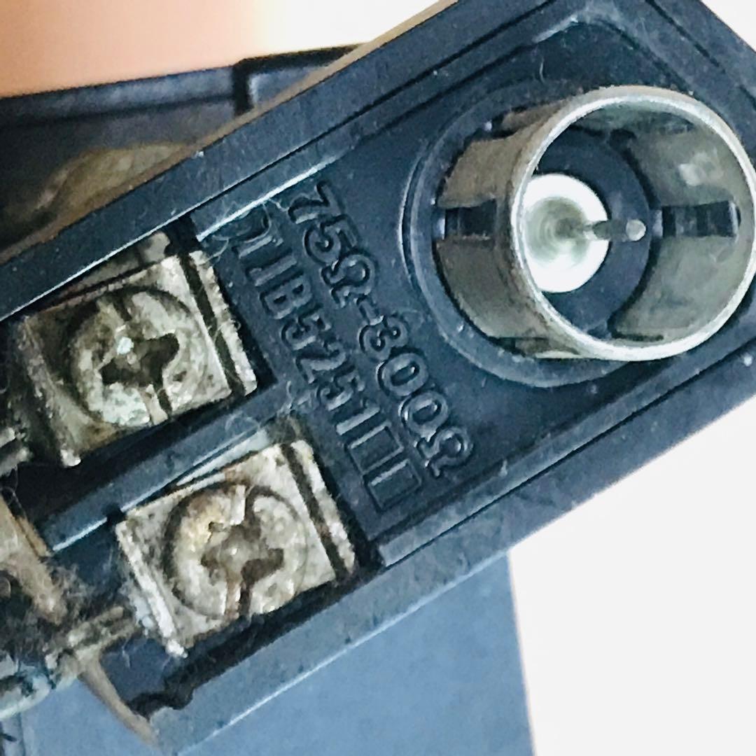 テレビアンテナ 分波器　分配器 コネクター