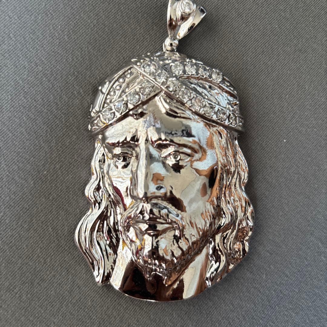 キリストの顔 メタルペンダント