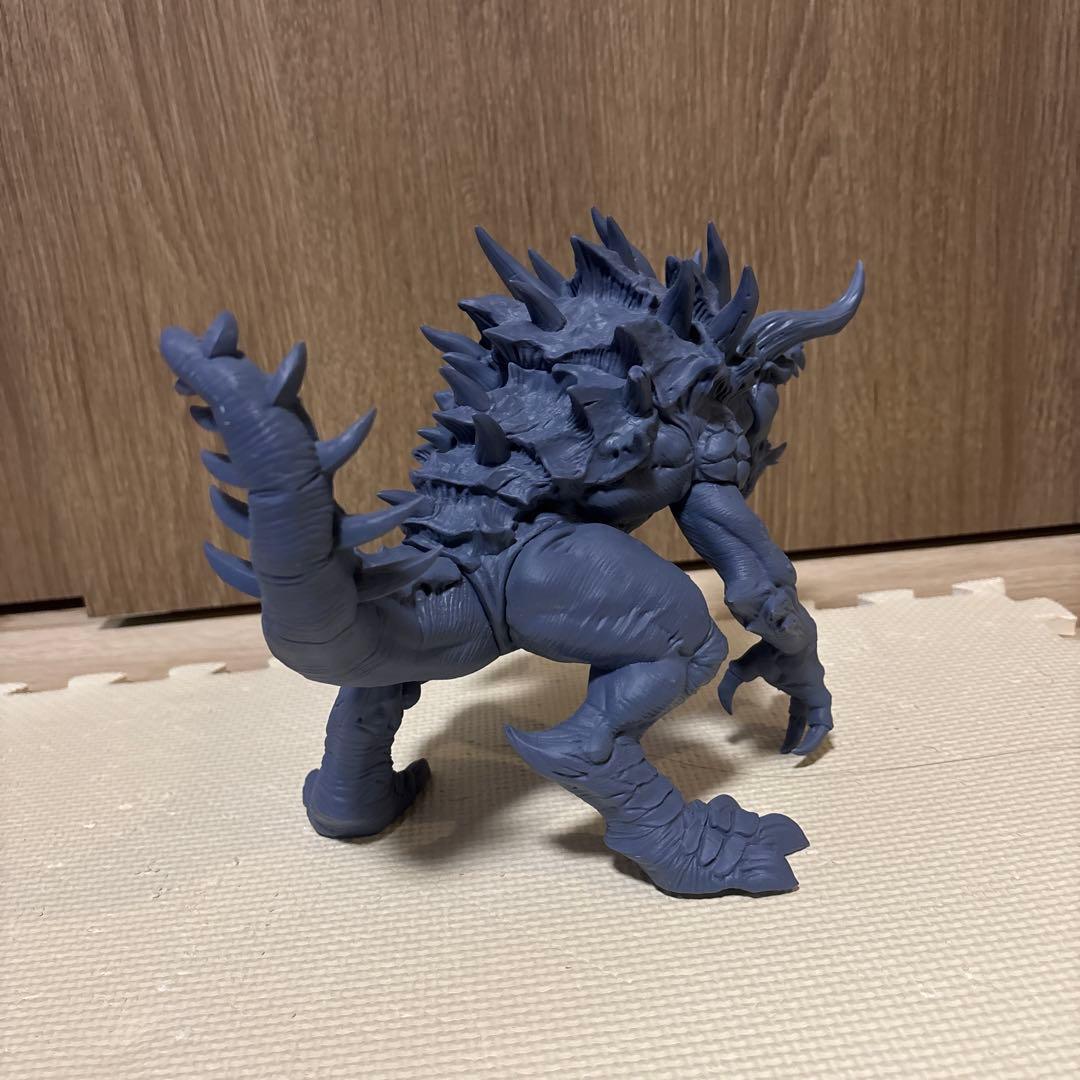 怪獣のフィギュア　ガレージキット