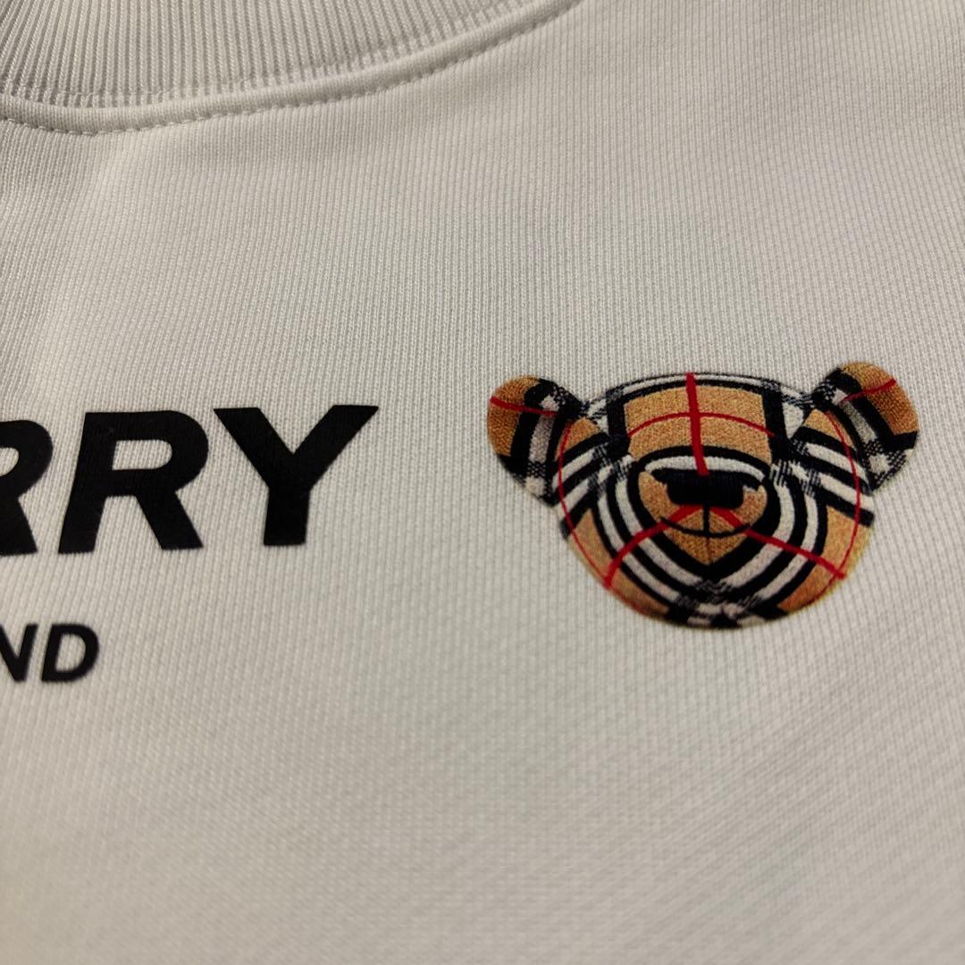 バーバリー　トレーナー　8Y