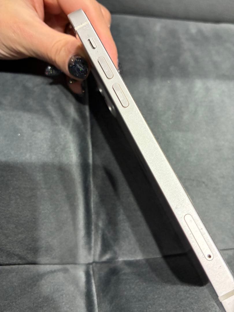 ドコモ iPhone64GB ホワイト