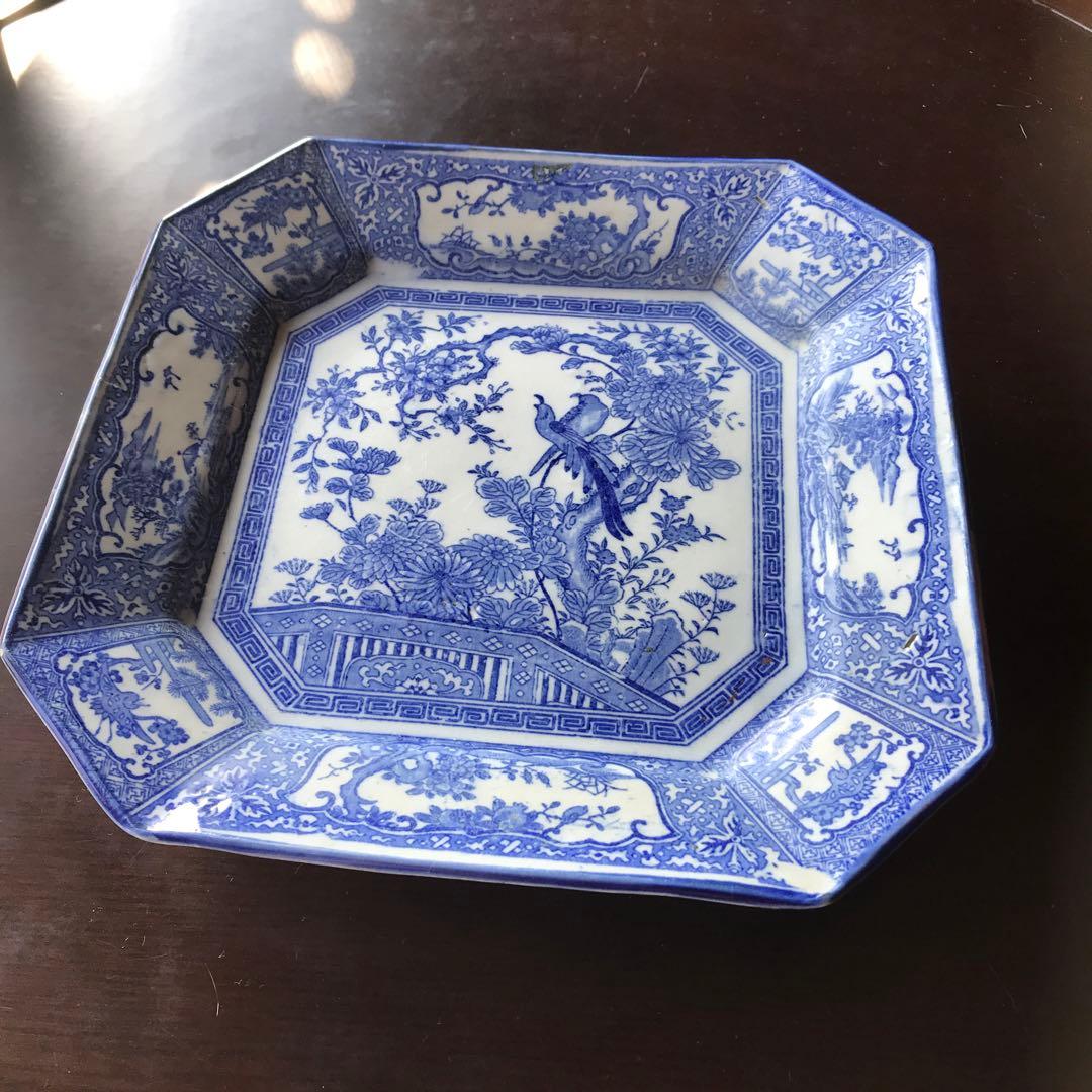 美品　陶器　年代物　盛り皿　角皿　八角絵皿　丁寧に描かれた雷鳥や菊の絵柄が素敵な