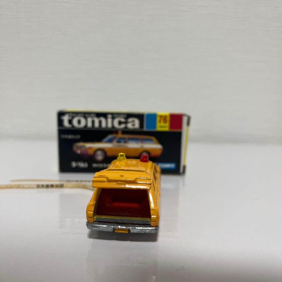 黒箱トミカ76 1/65 NISSAN CEDRIC イエロー