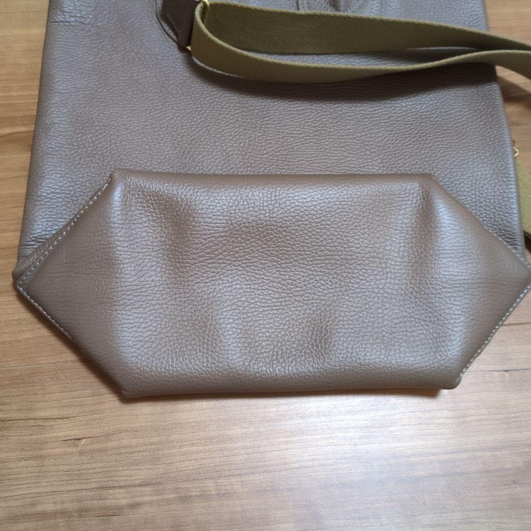 YOUNG＆OLSEN EMBOSSED LEATHER HAVERSACK