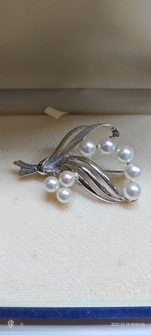 r*l様 ミキモト　シルバーブローチ