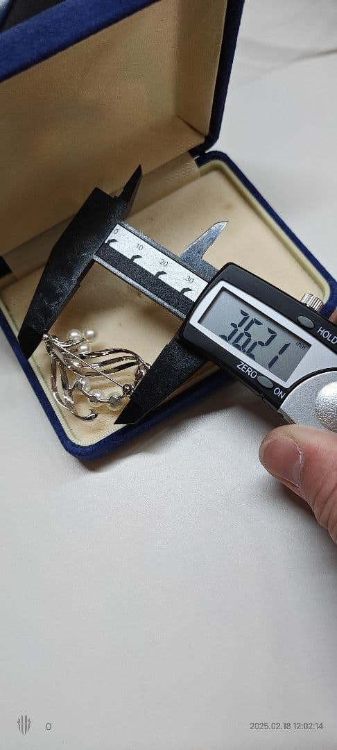 r*l様 ミキモト　シルバーブローチ