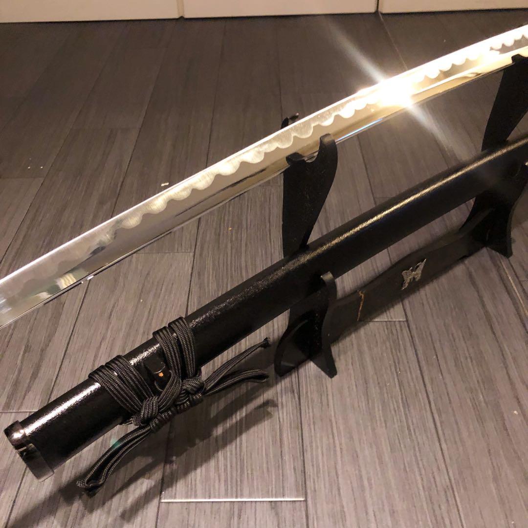 高級模造刀　高級居合刀　黒拵え　優波紋