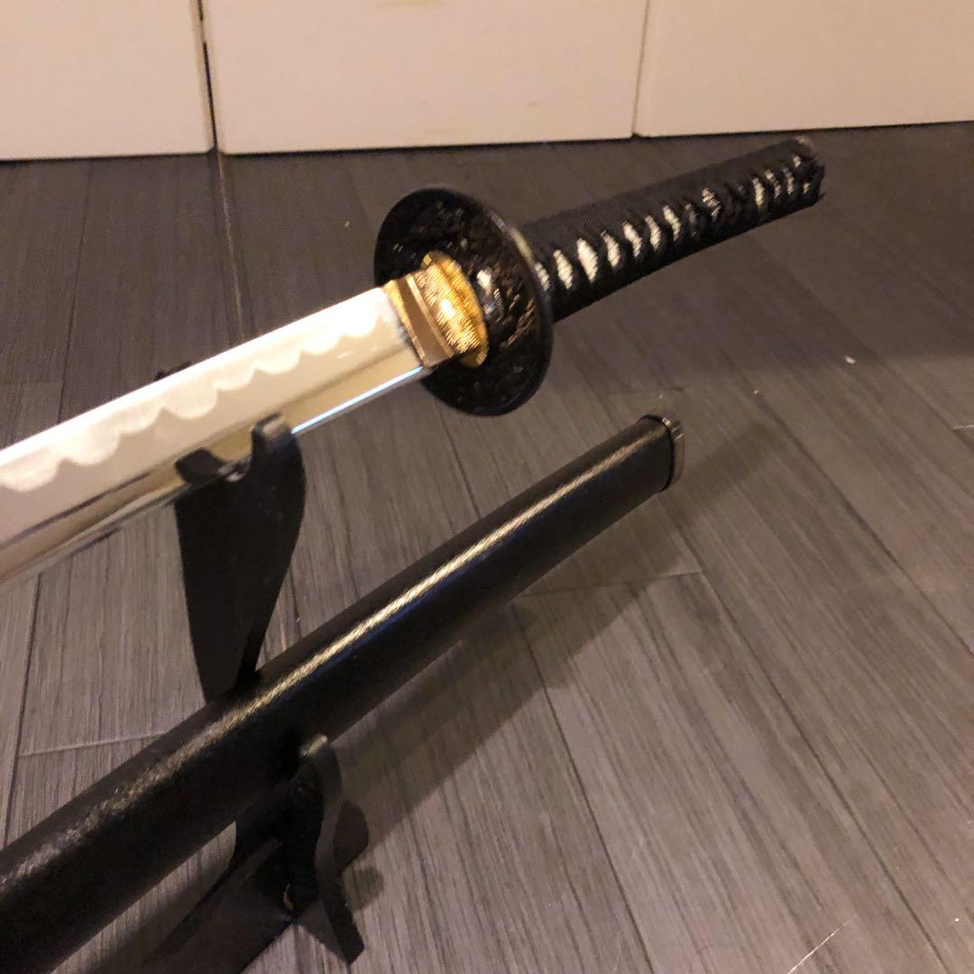 高級模造刀　高級居合刀　黒拵え　優波紋