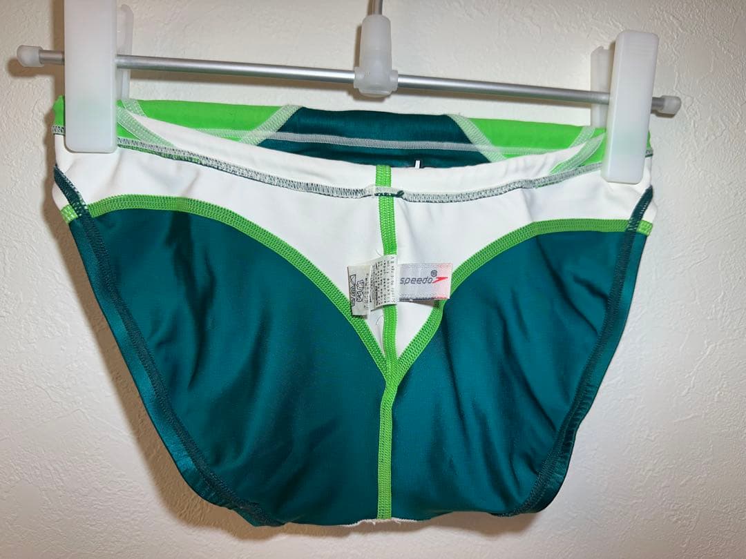 r*a様 speedo 競パン　Mサイズ　グリーン×ホワイト