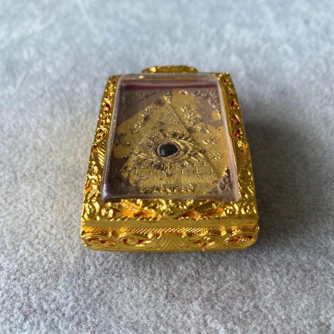 プラクルアン 偉大なる阿羅漢の眼 LPカオヘン師 最上級品 金運 守護 御守り