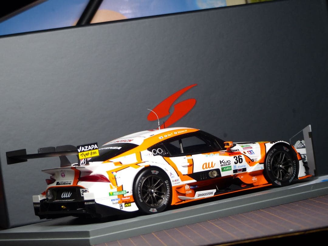 スパーク spark 1/18 au tom's gr supra 2023