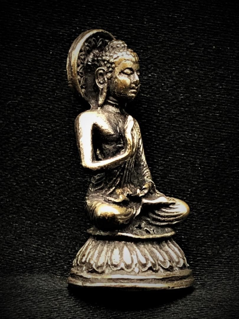 【 タイ鍍銀仏 】　骨董携行仏　ブラーフミー系文字刻