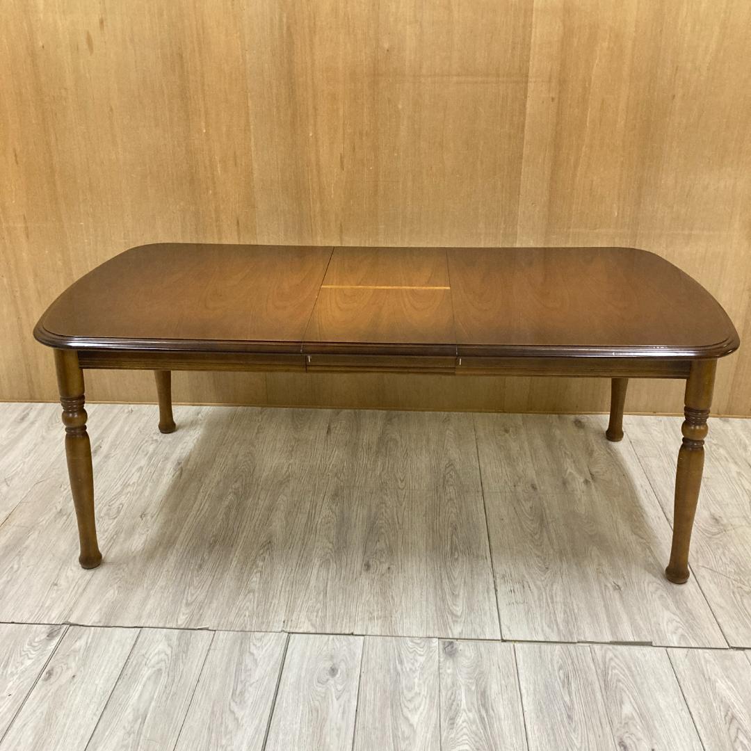 【カリモク】コロニアル　伸縮　ダイニングテーブル　エクステンション　食卓