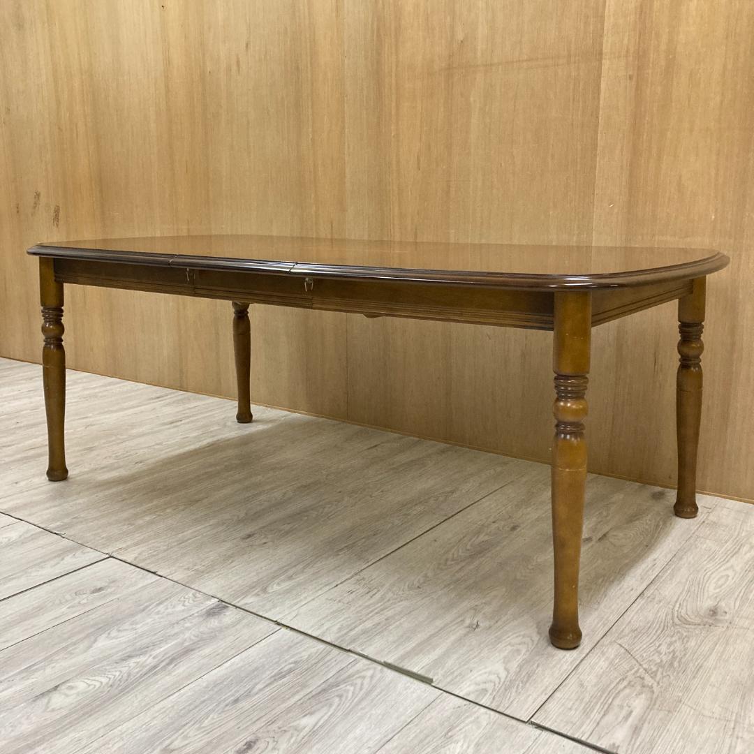 【カリモク】コロニアル　伸縮　ダイニングテーブル　エクステンション　食卓