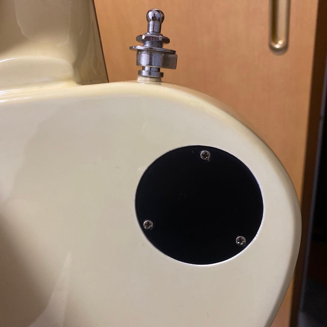 Epiphone レスポールスタイル エレキギター アイボリー