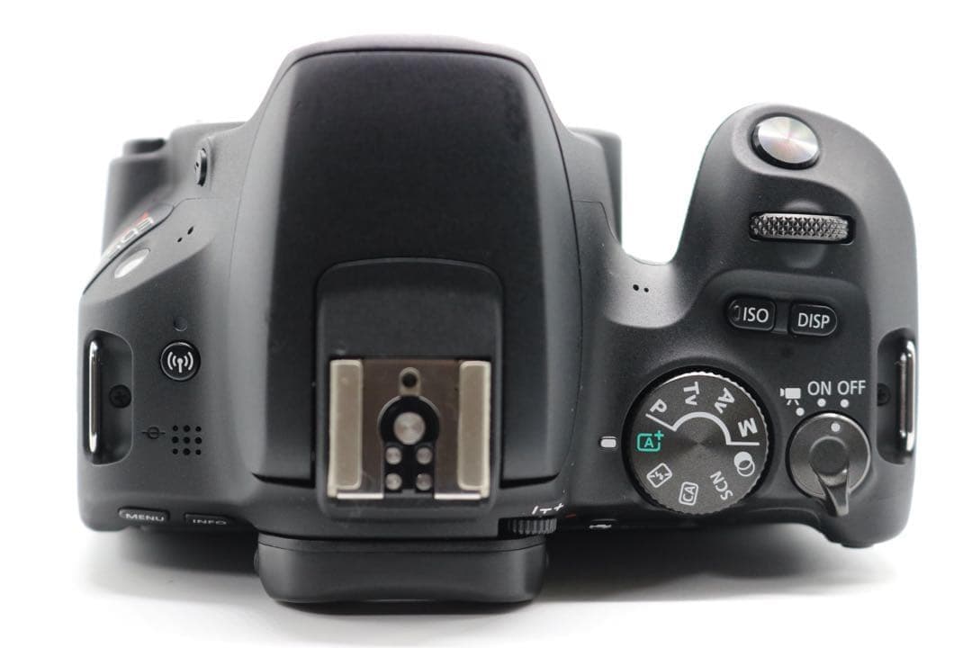 美品 【Canon EOS Kiss X9 トリプルレンズセット】Wi-Fi搭載