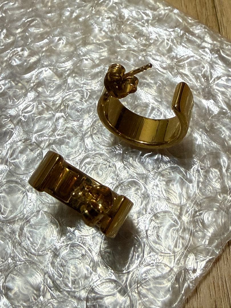 MM6 MAISON MARGIELA マルジェラ　フープピアス　ゴールド