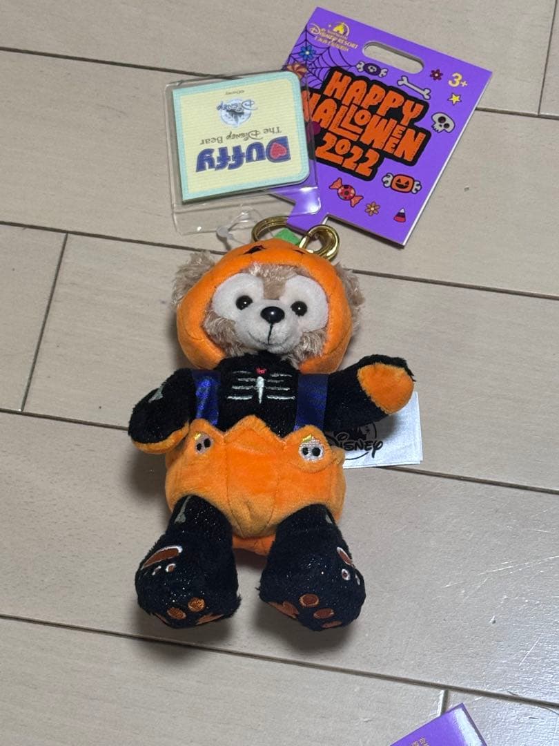 や*ん様 上海ディズニー　2022ハロウィン　ダッフィぬいぐるみキーチェーン セ