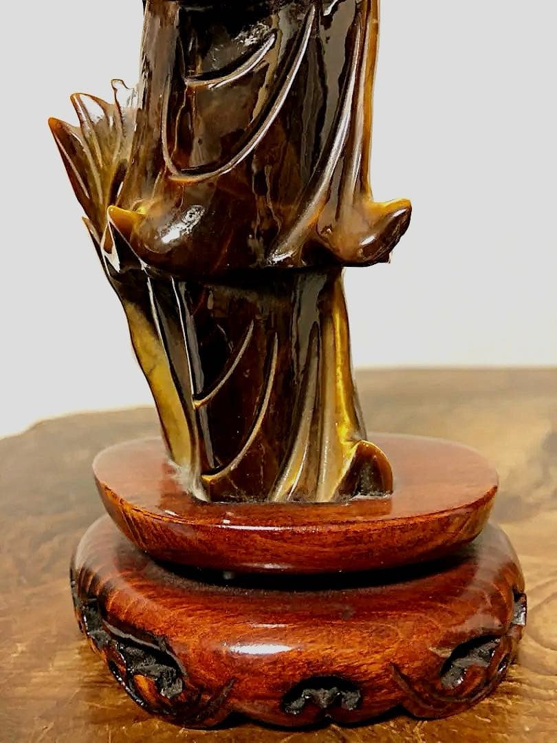 中国美術 時代 虎目石 タイガーアイ 女人彫刻像 仏像 唐木台付き 処分価格