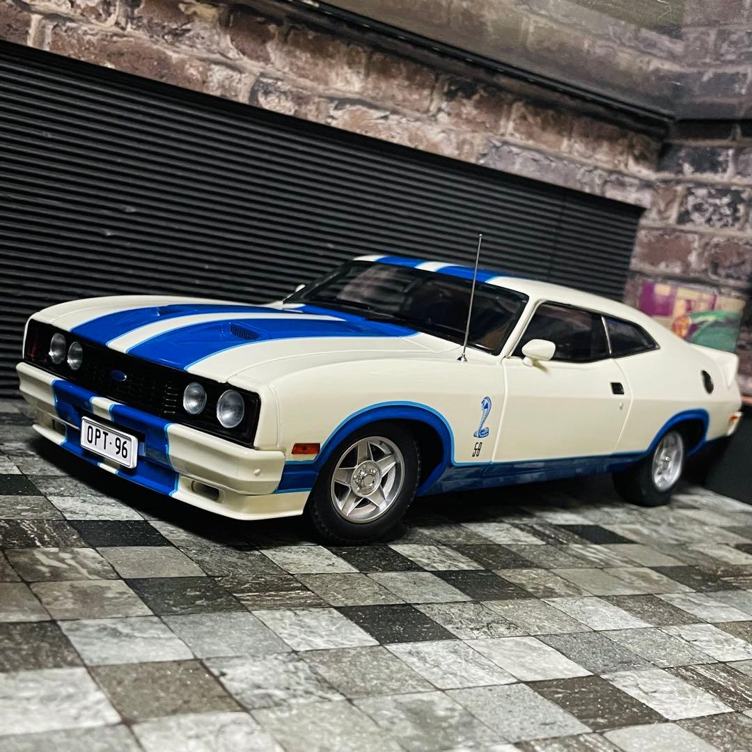 国内未入荷 1/18 CC フォード XC ファルコン コブラ オプション96