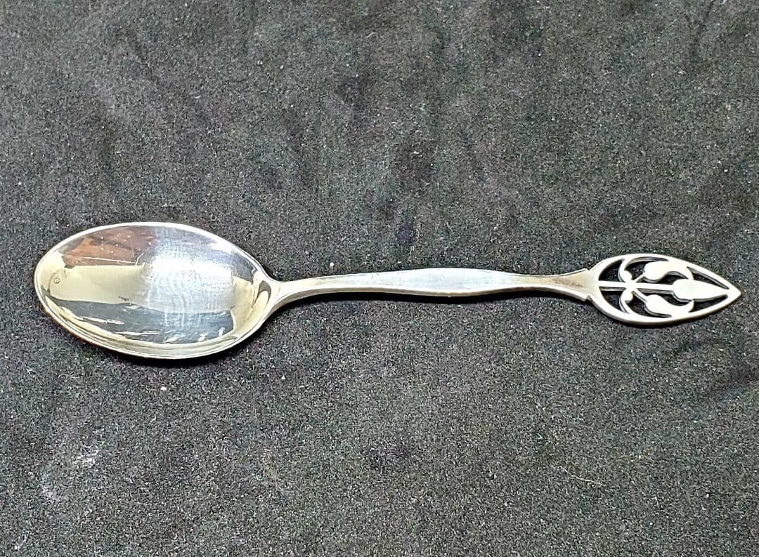 スターリングシルバースプーン6本セット英国アンティーク(1924年製造)箱入り