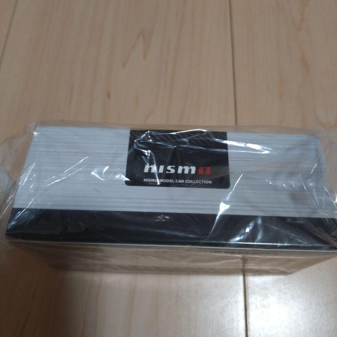 ミニカー Nismo Nissan Skyline GT-R R34 1/64