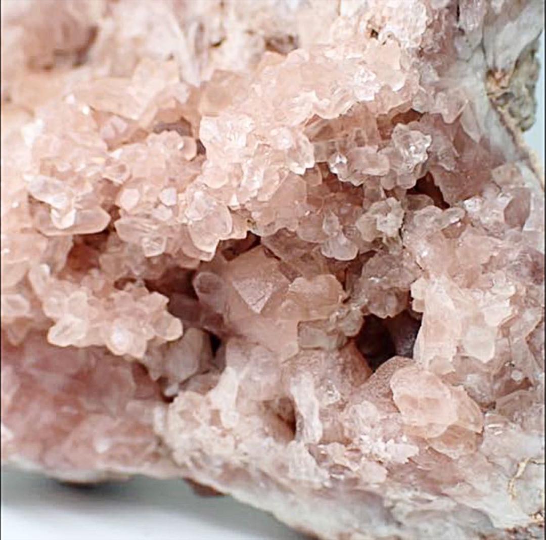 【アルゼンチン/パタゴニア/choique鉱山】ピンクアメジストの原石②