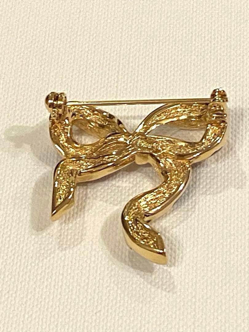 ✨正規品✨ Christian Dior ブローチ　ゴールド　ブラック　リボン型