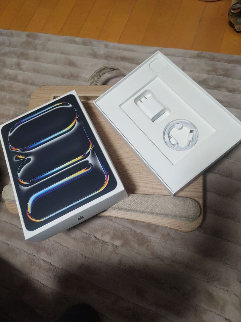 【美品】iPad Pro（M4） シルバー 本体　第7世代 11インチ