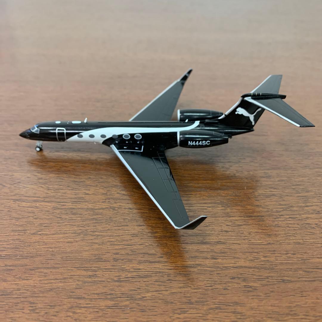 ❶　JC WINGS　1/200　ガルフストリーム G550 N444SC