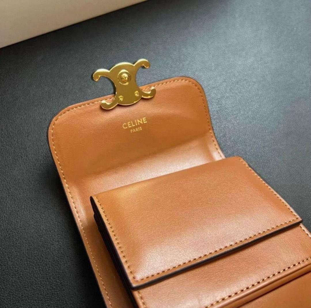 CELINE 本革 折りたたみ