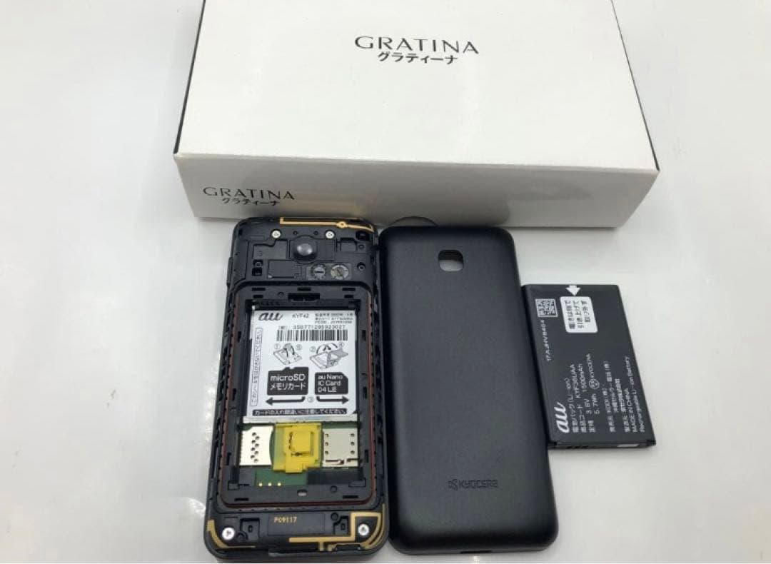 ☆Simフリー☆未使用品☆ GRATINA KYF42 ブラック