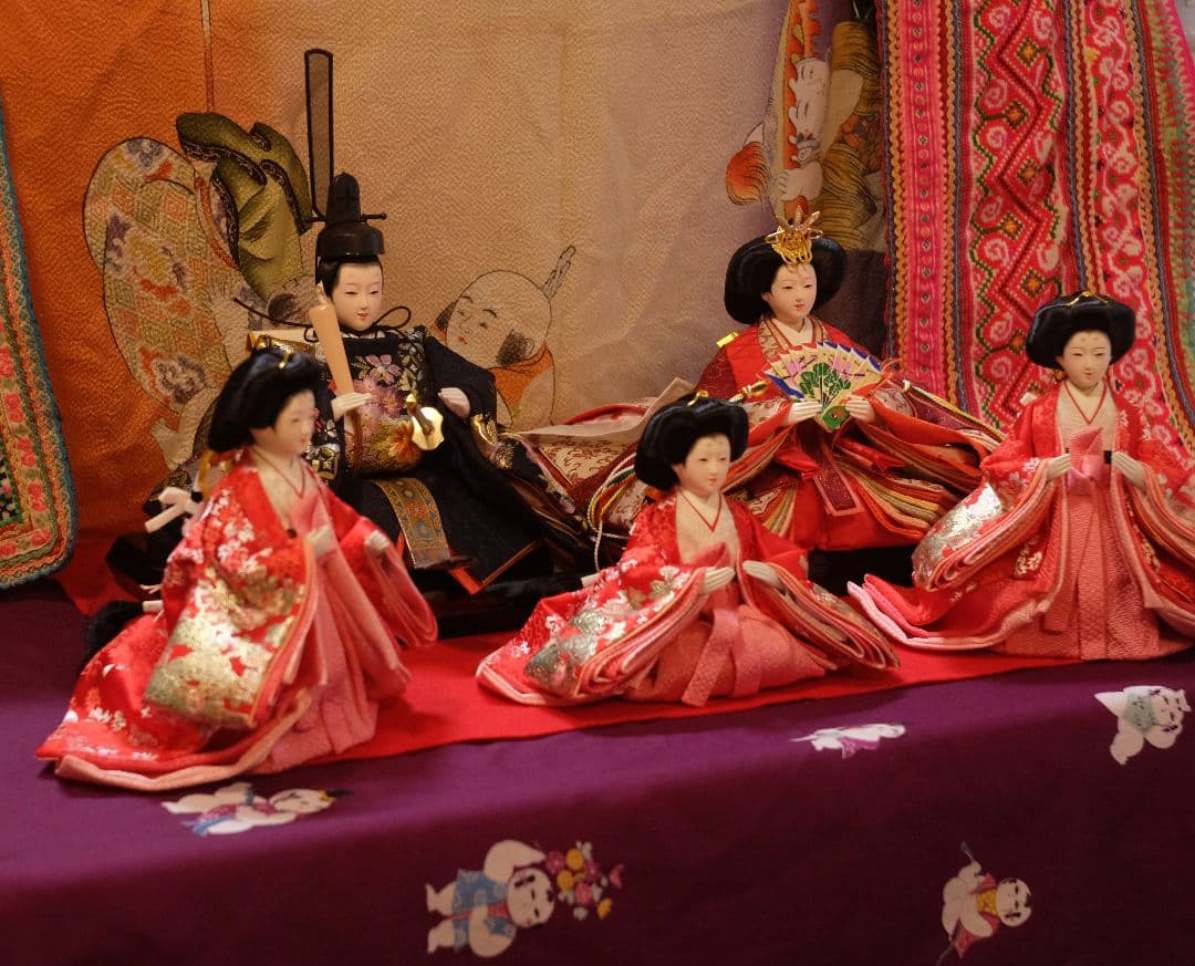 伝統的な雛人形セット　梛葉五人揃え