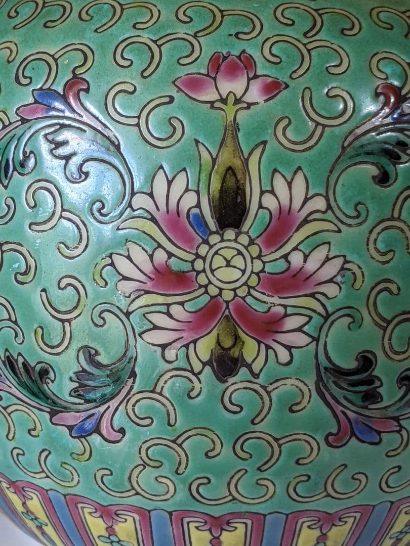 ♦中国 粉彩琺瑯彩 蝙蝠 寿字 草蔦紋 壺 瓶 コレクション 骨董品アンティーク