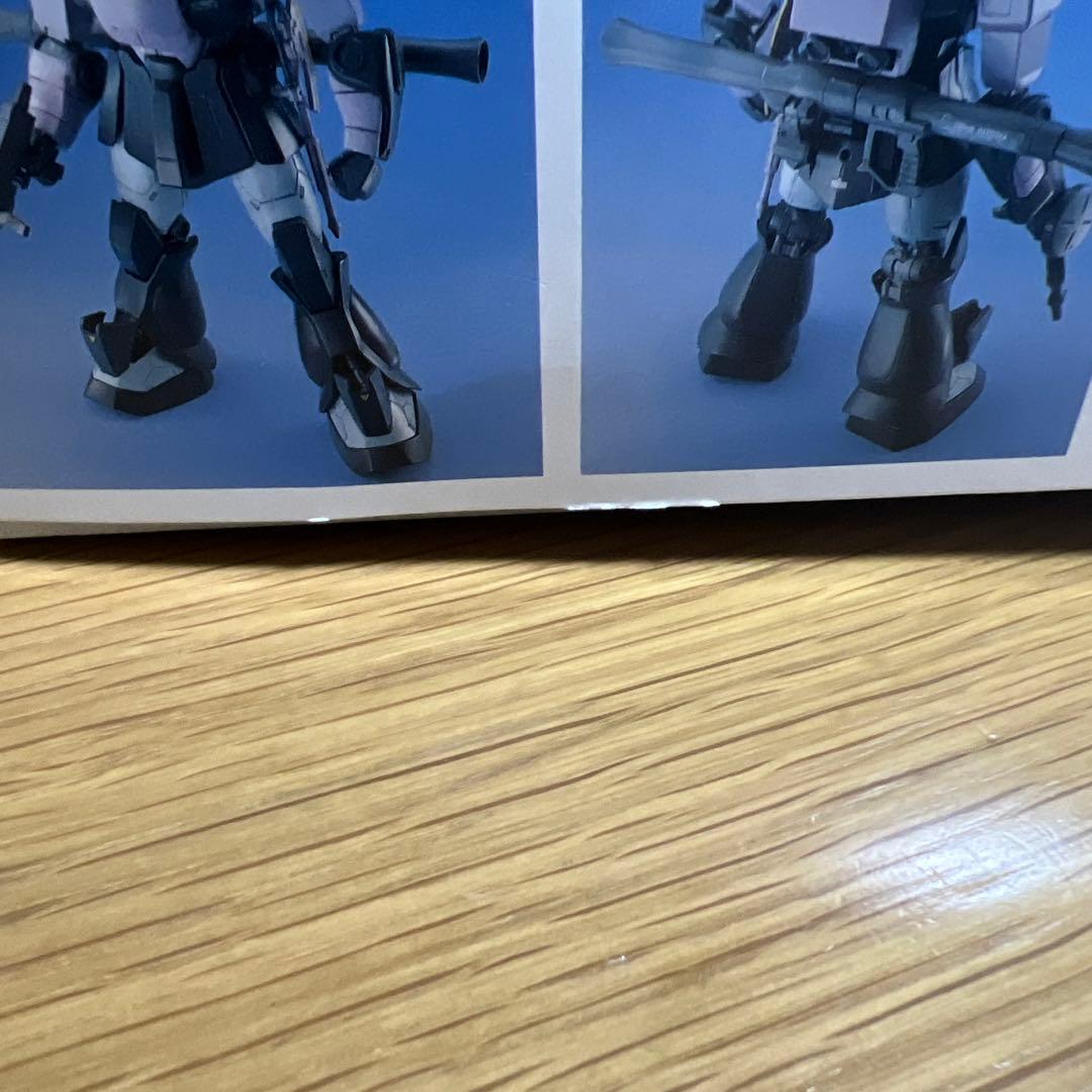 激レア　バンダイMS-058 ZAKUI ジオン公国軍量産型モビルスーツ