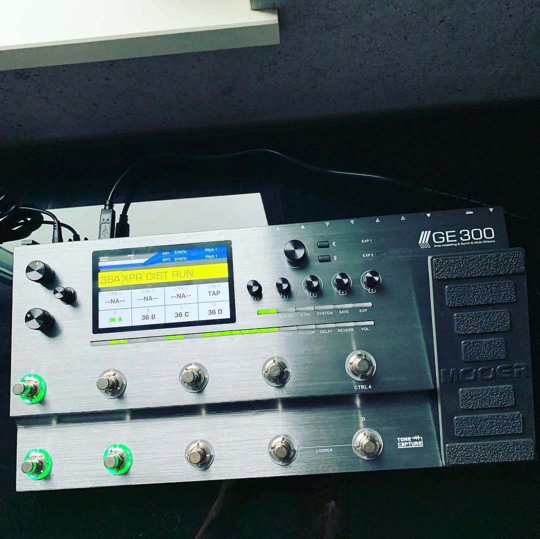 Mooer GE300 マルチエフェクター